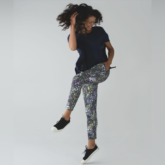 Lululemon Jet Crop Luxtreme Slim - Picture 2 of 11